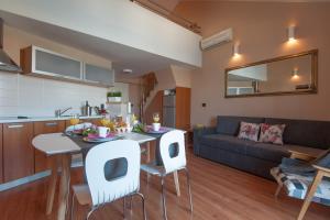 Kuchyňa alebo kuchynka v ubytovaní Apartmani Ivanov Poljana