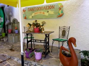 Fotografie z fotogalerie ubytování Tzaneria Apartments Skiathos v destinaci Kanapitsa