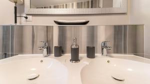 O baie la Vila Cotroceni Boutique Apartments