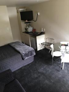 Kuchyň nebo kuchyňský kout v ubytování Mount View Motel Hawera
