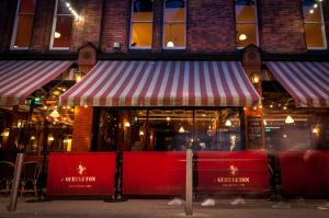 Mynd úr myndasafni af Kellys Hotel í Dublin
