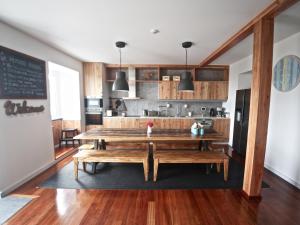 Kjøkken eller kjøkkenkrok på Manta Ray Lodge