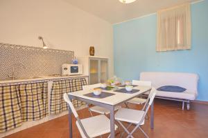 Kuchyň nebo kuchyňský kout v ubytování Residence Favignana