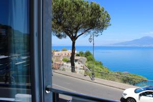 Foto dalla galleria di Astoria Hotel a Vico Equense