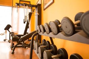 Fitness centrum a/nebo fitness zařízení v ubytování Hotel Saray