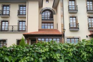 The building in which a szállodákat is located