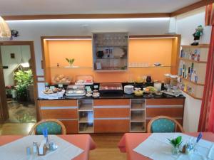 Kuchyňa alebo kuchynka v ubytovaní Pension Maria Wallner