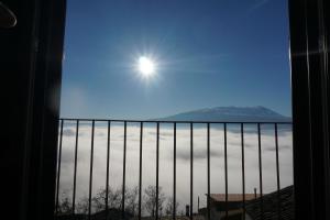 Nespecifikovaný výhled na hory nebo výhled na hory při pohledu z bed and breakfast