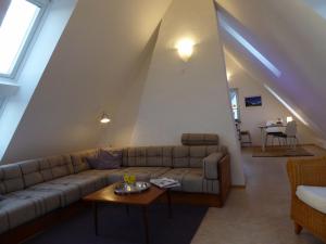 Posezení v ubytování Ferienwohnung Max + 12 fotografií