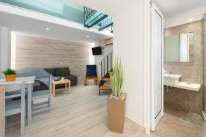 Koupelna v ubytování Pefkos View Suites & Maisonette