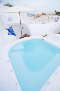 カルテラドスにあるLydia Luxury villaのギャラリーの写真