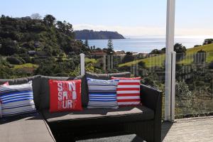 Φωτογραφία από το άλμπουμ του Vista Twenty One - Stay Waiheke σε Onetangi