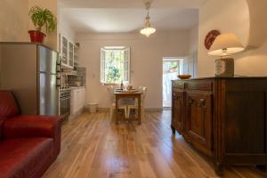 Η κουζίνα ή μικρή κουζίνα στο Grand Balaguier