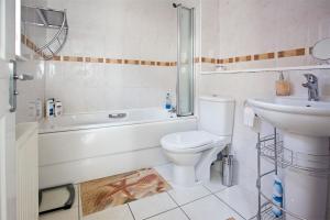 Gala Rooms Homestay tesisinde bir banyo