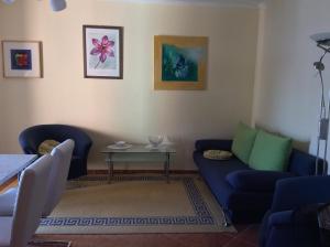 Posedenie v ubytovaní Rehab Apartment