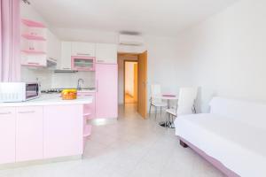 Cucina o angolo cottura di Apartments Nikolina
