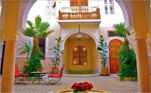 Ein Garten an der Unterkunft Riad Rabahsadia