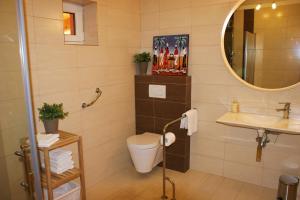Koupelna v ubytování Buxusson Resort