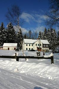 Jeleni chata Skladanka v zimě