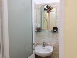 Ένα μπάνιο στο Motel Tuan Phuong