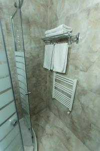 Ένα μπάνιο στο Express Residence