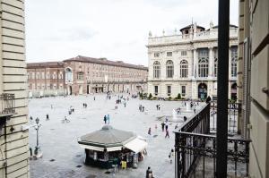 Hosté ubytování Piazza Castello Suite