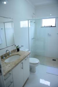 Kylpyhuone majoituspaikassa Pousada Recanto do Mar