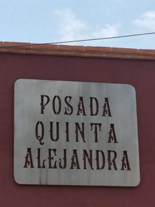 Certificato, attestato, insegna o altro documento esposto da Posada Quinta Alejandra