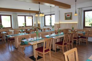Restaurace v ubytování Hotel-Gasthof Kramerwirt