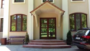 Η πρόσοψη ή η είσοδος του Kaštel Hotel