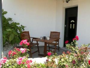 Patio nebo venkovní prostory v ubytování Myrto Apartments + 12 fotografií