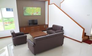 Televisyen dan/atau pusat hiburan di Samara Resort