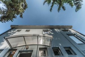 Budova, v ktorej sa apartmán nachádza