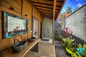 Zahrada ubytování Benthos Bali Dive Resort