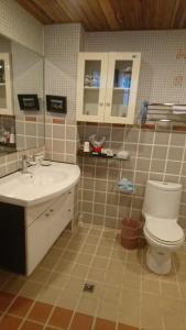 Koupelna v ubytování Wensing House + 27 fotografií