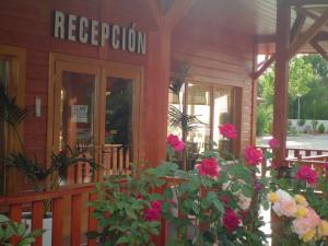 Vonkajšia záhrada v ubytovaní Motel San Isidro