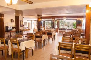 Um restaurante ou outro lugar para comer em Hotel Princess