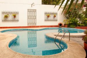 A piscina localizada em Hotel Princess ou nos arredores