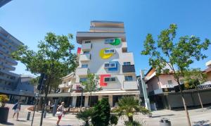 Budova, kde se hotel nachází