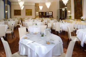Restaurace v ubytování Ambasciatori Palace