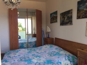 A bed or beds in a room at Bruseschi