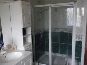 Koupelna v ubytování L'Escapade + 9 fotografií