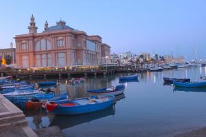 Gallery image of Manzoni House in Bari