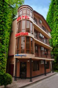 Budova, kde se hotel nachází