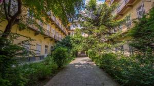 Vonkajšia záhrada v ubytovaní Stupendous Apartment