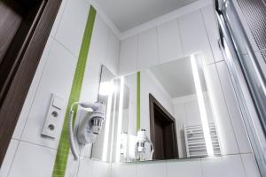 Ένα μπάνιο στο Hotel Mazurek