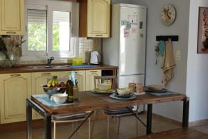 Kuchyňa alebo kuchynka v ubytovaní Dimitris' & Valentina's Home
