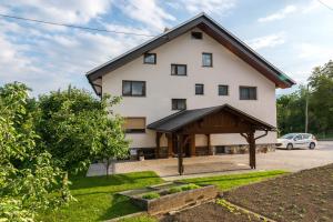 Gallery image of Apartments & Rooms Aleksandra in Bled