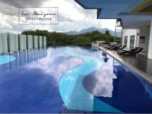 Πισίνα στο ή κοντά στο Le Maison GuestHouse Ipoh Majestic