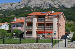 Gallery image of Apartments Palić in Baška